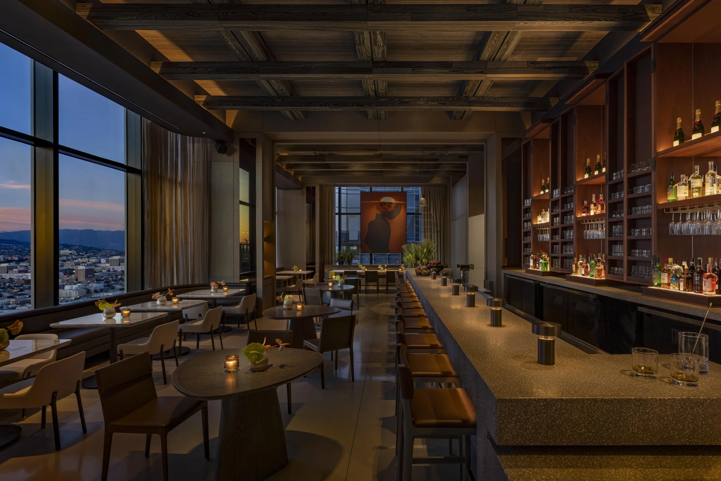 DISCOVERING THE DUAL-BRANDED MARVEL OF DOWNTOWN LOS ANGELES: MOXY